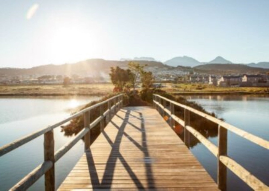 3 Bedroom Property for Sale in Somerset Lakes Western Cape